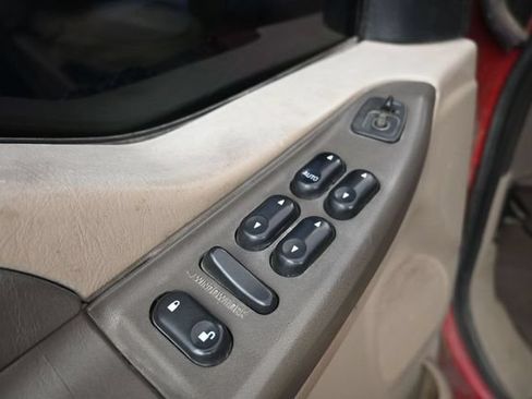 Used 2004 Ford F250 4x4 Crew Cab Super Duty image 14