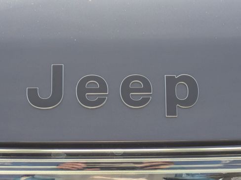 New 2026 Jeep Grand Wagoneer Limited image 32