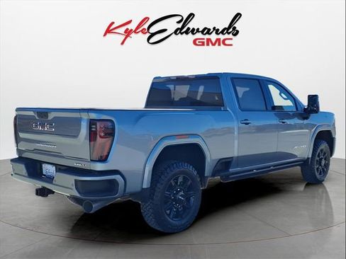 New 2026 GMC Sierra 2500 AT4 w/ AT4 Premium Plus Package image 5