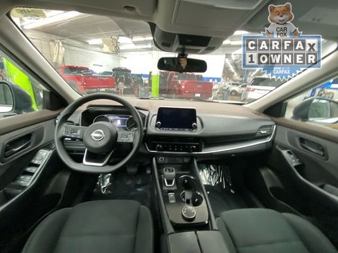 Used 2023 Nissan Rogue S AWD/4WD image 25