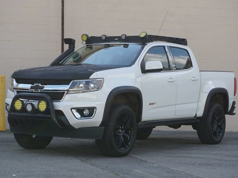 Used 2019 Chevrolet Colorado W/T w/ WT Convenience Package AWD/4WD image 1