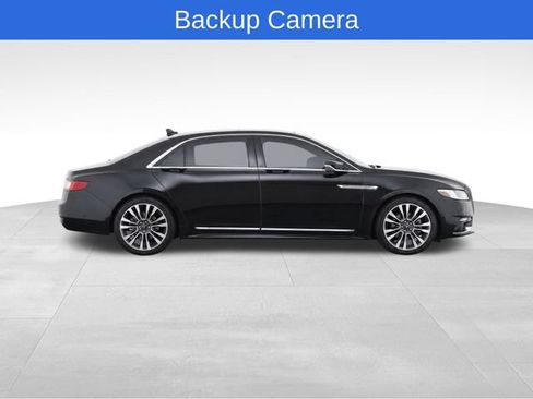 Used 2018 Lincoln Continental Reserve AWD/4WD image 8