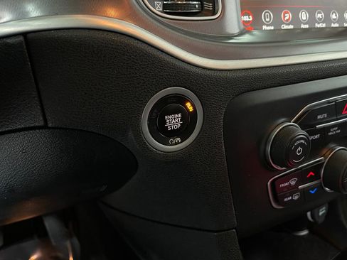 Used 2022 Dodge Charger SXT image 20