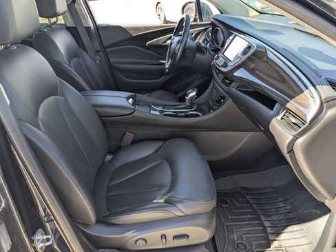 Certified 2020 Buick Envision Essence w/ LPO, Cargo Package AWD/4WD image 31