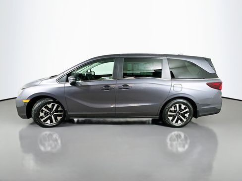 New 2026 Honda Odyssey EX-L image 4