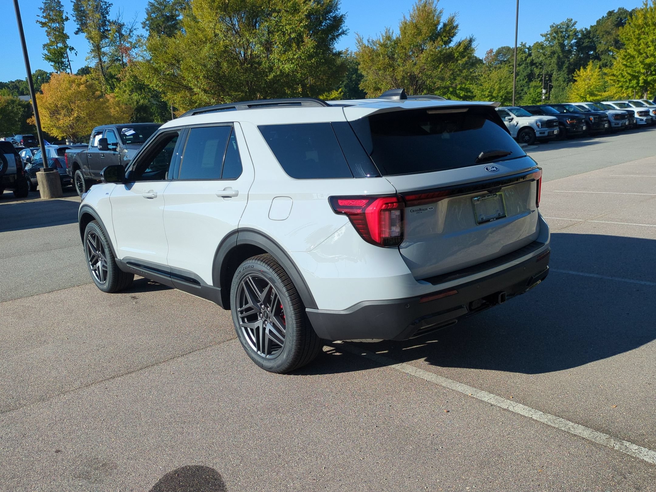 New 2027 Ford Explorer ST-Line w/ Premium Package AWD/4WD image 6