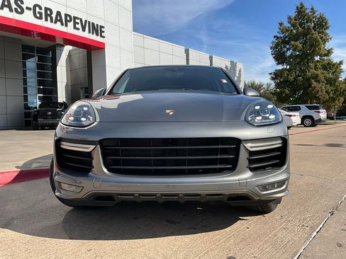 Used 2016 Porsche Cayenne GTS image 4