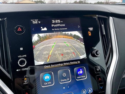 Used 2025 Subaru Outback Premium image 27