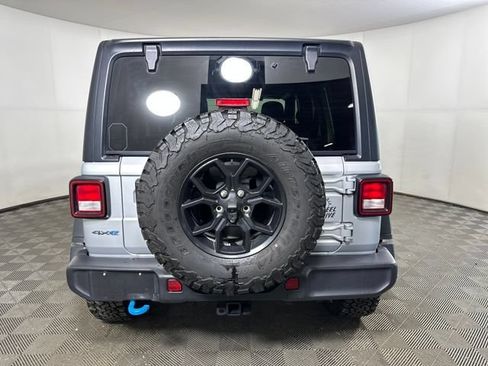 Used 2024 Jeep Wrangler Unlimited AWD/4WD image 4