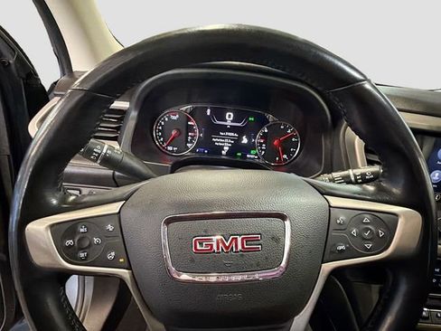 Used 2022 GMC Acadia Denali w/ Denali Ultimate Package image 11