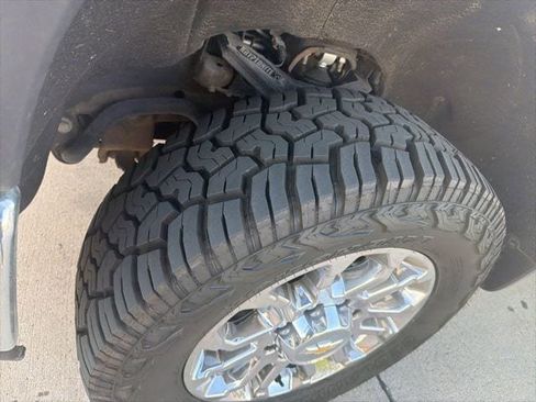 Used 2024 Chevrolet Silverado 2500 LTZ w/ LTZ Premium Texas Edition image 11