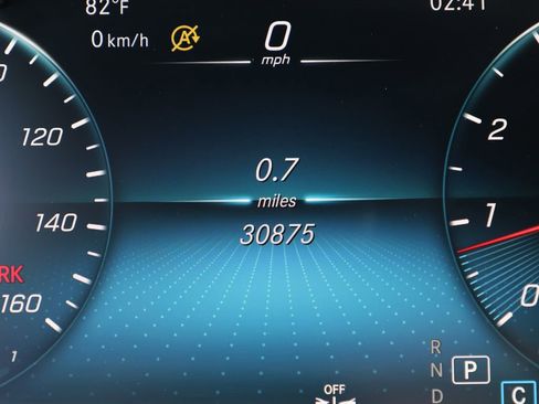 Used 2023 Mercedes-Benz C 300 Coupe image 37