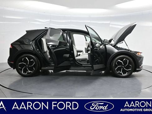 Used 2023 Hyundai Ioniq 5 SEL RWD image 3