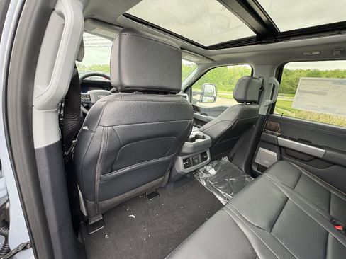 New 2026 Ford F350 Lariat AWD/4WD image 18