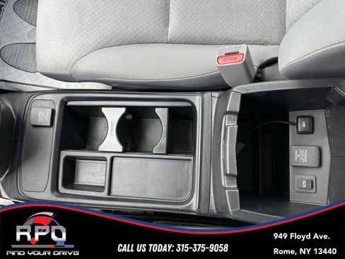 Used 2016 Honda CR-V LX image 28
