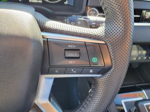 Used 2023 Mitsubishi Outlander SE image 28