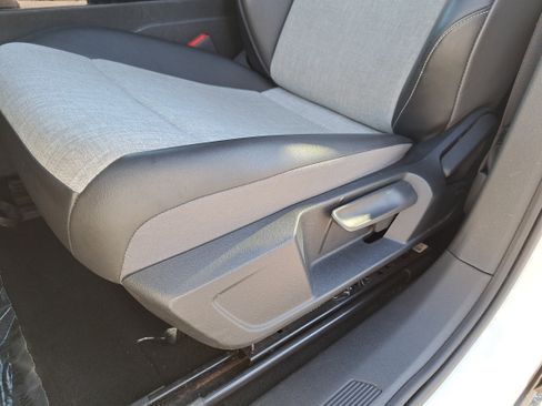 Used 2023 Volkswagen ID.4 Pro image 26