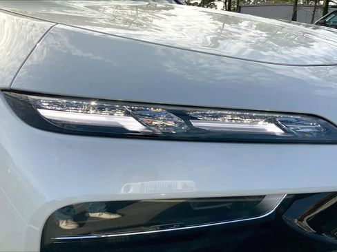 New 2024 BMW 760i xDrive w/ Executive Package image 13