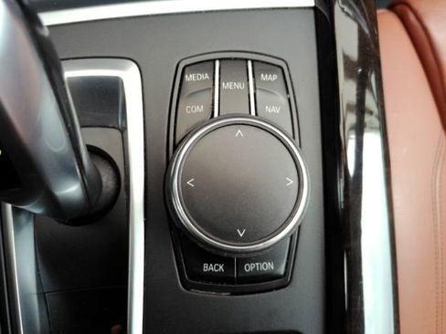 Used 2017 BMW X5 xDrive40e image 52