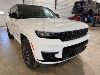 Used 2023 Jeep Grand Cherokee L Summit w/ Advanced Protech Group IV video 1