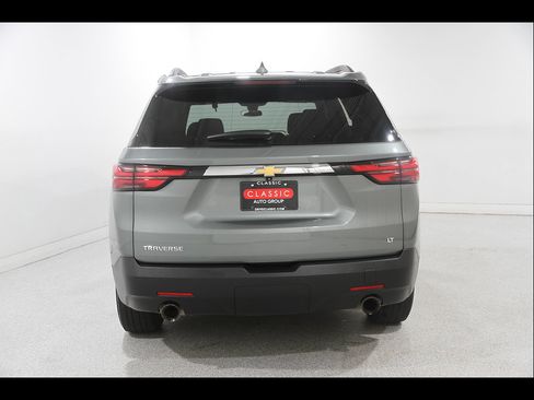 Used 2023 Chevrolet Traverse LT FWD image 22