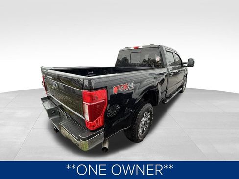 Used 2022 Ford F250 Lariat image 2