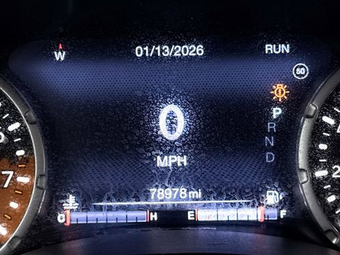 Used 2018 Jeep Renegade Latitude w/ UConnect 8.4 Nav Group image 24