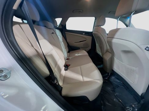 Used 2016 Hyundai Tucson SE FWD image 18
