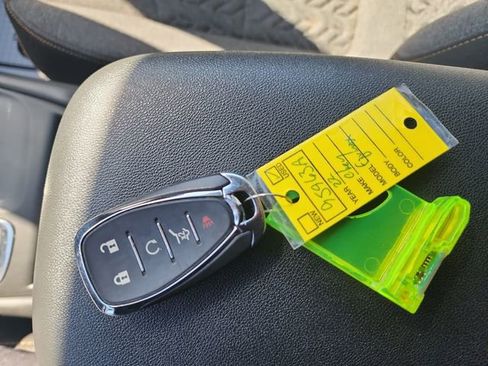 Used 2022 Chevrolet Equinox LT image 31