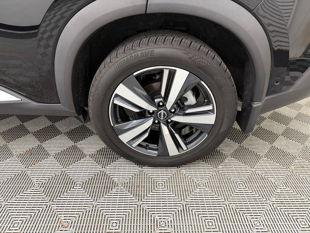 Used 2023 Nissan Rogue SL w/ SL Premium Package FWD image 22