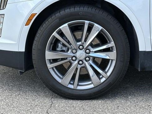 Certified 2023 Cadillac XT5 Premium Luxury AWD/4WD image 8