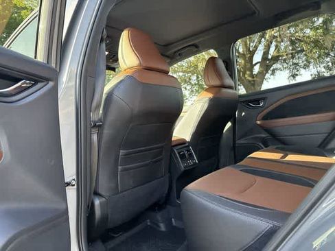 Certified 2025 Subaru Forester Touring AWD/4WD image 16
