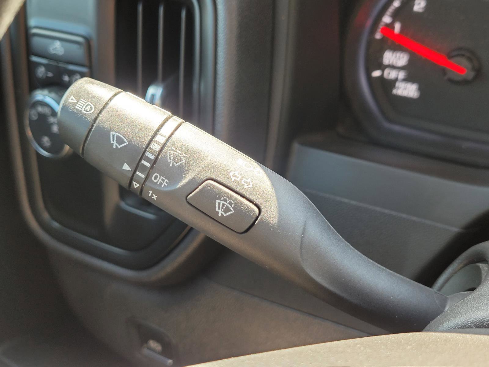 Used 2025 Chevrolet Silverado 1500 Custom RWD image 29