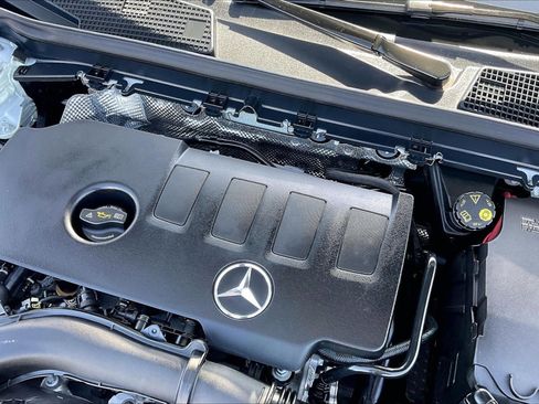 Used 2022 Mercedes-Benz CLA 250 w/ AMG Line image 29