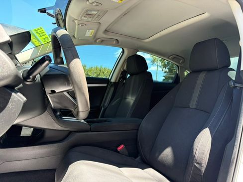 Used 2018 Honda Civic EX image 18