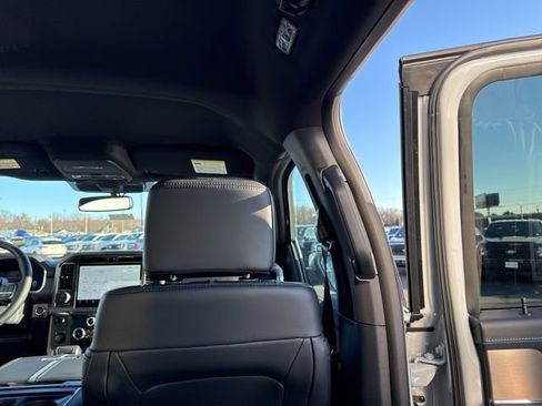 New 2025 Ford F150 Platinum w/ FX4 Off-Road Package image 31