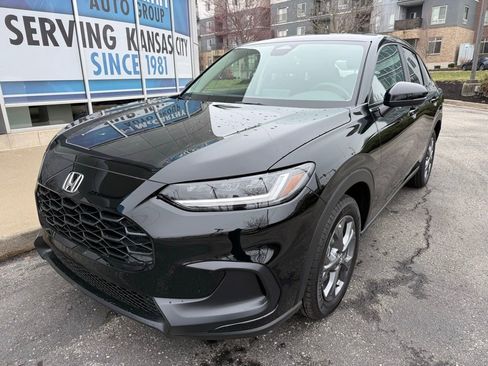 New 2026 Honda HR-V LX image 9