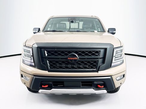 Used 2021 Nissan Titan PRO-4X w/ Pro-4x Convenience Package AWD/4WD image 2