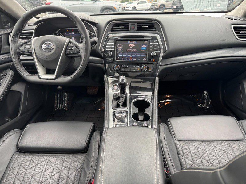 Used 2022 Nissan Maxima Platinum w/ Sport Mat Group FWD image 11