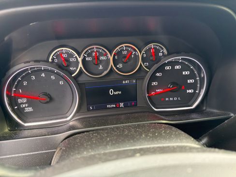 Used 2019 Chevrolet Silverado 1500 RST AWD/4WD image 10