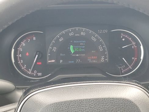 Used 2021 Toyota RAV4 Limited image 38