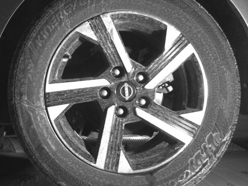 Used 2025 Nissan Sentra SV FWD image 17