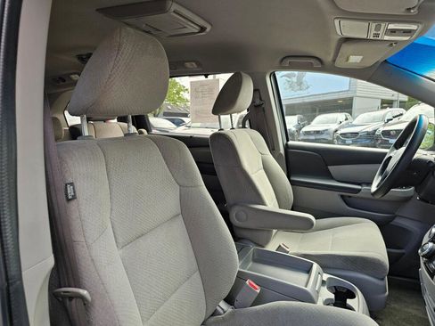 Used 2016 Honda Odyssey SE image 13