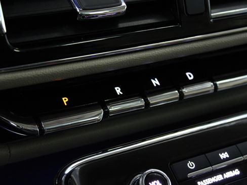 Used 2022 Lincoln Navigator L Reserve w/ Monochromatic Package image 24