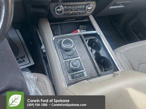 Used 2021 Ford Expedition Max Limited AWD/4WD image 15