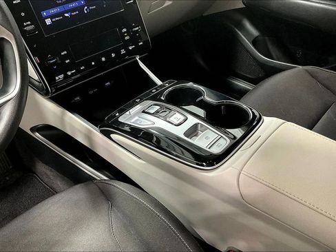 Used 2022 Hyundai Tucson Blue image 17