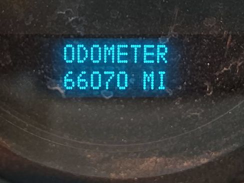 Used 2009 Chevrolet Silverado 1500 W/T AWD/4WD image 4