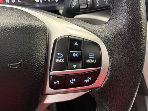 Used 2024 Ford Explorer XLT w/ Equipment Group 202A AWD/4WD image 33