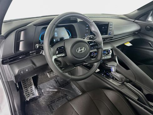 Certified 2026 Hyundai Elantra Sport w/ Cargo Package FWD image 9