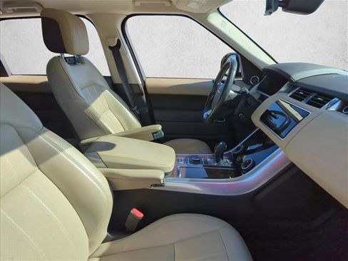 Used 2020 Land Rover Range Rover Sport HSE image 23